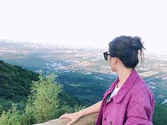 -鬼笑石后山停车场