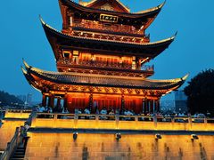 -中国宜宾·长江地标广场