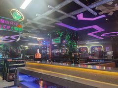-路边边地标烧烤·川菜·小龙虾·音乐酒馆(良乡长虹店)