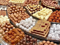 -Laderach 莱德拉(上海环贸iapm店)