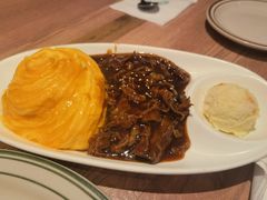 照烧肥牛蛋包饭-玛格萝妮比萨屋(四平店)