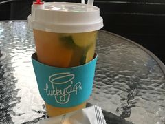 橙香鲜果茶-幸运咖(公园茂直营店)