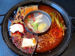 -渝涯重庆豆花老火锅(中赢国际店)