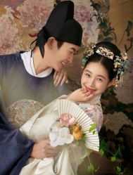 -玛奇朵婚纱摄影