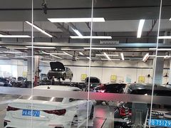 -上海永达奥诚奥迪4S店(申江路店)
