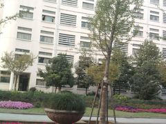 -晋元高级中学附属学校