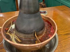 -楼外楼大刀肉传统火锅居(博学路店)