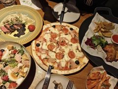 -JINNS锦时 steak&pizza(浸信会礼拜堂旧址店)
