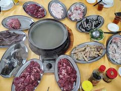 -五洞培记山庄·鲜牛肉火锅