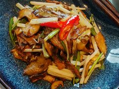 -半山腰·云南菜(侨福芳草地店)