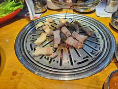 -老炉家木炭烤肉(长江国际店)