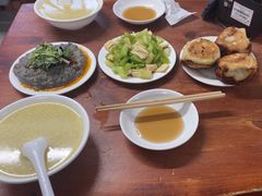 -宝瑞门钉肉饼店