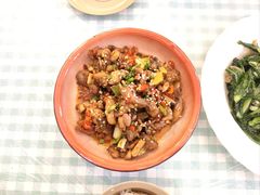 -捌贰虾蟹·江湖菜馆(江汉路店)
