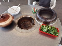 -盐禾堂海南屯昌香草鸭(海润路总店)