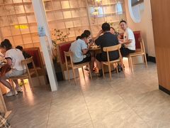 -蜜桃餐厅·伴山(绿宝广场店)