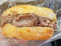 -老西关黄老太牛肉烧饼