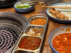 -明洞阿姨·韩式酱蟹烤肉·创意料理(三元桥店)