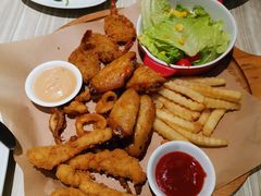 -必胜客(证大大拇指店)