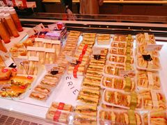 -巴黎贝甜(大宁国际商业广场店)