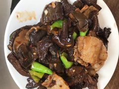 -北京龙庆四季香农家饭庄·灶台鱼·碳烤虹鳟鱼(龙庆峡店)