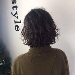 -茶发Salon·烫发染发理发