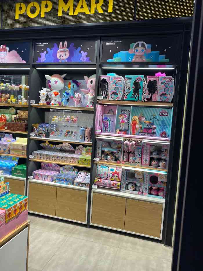 泡泡玛特popmart(上海正大广场店)-"这种小玩意简直毫无任何抵抗力
