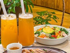 -théATRE茶聚场·餐厅(环球金融中心店)