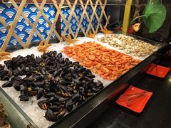 -四海一家自助餐(益田假日广场店)