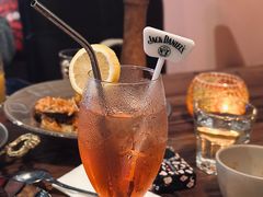 -SISTERS BAR RESTAURANT川意酒馆(嘉善老市H楼店)