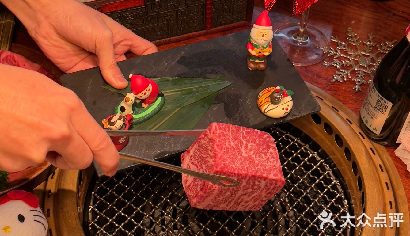 万象城！！限定Hellokitty🎀圣诞烤肉