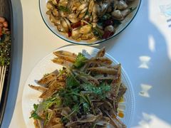 -嗨辣小聚·盘锦河蟹·海鲜烧烤龙虾(盘锦十年好店)