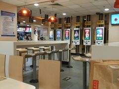 大堂-麦当劳(北京南站店)