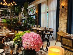 -Osteria Garden 生蚝花园餐厅(原进贤路店)