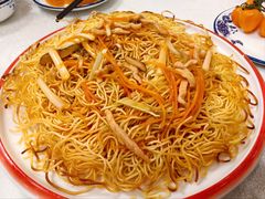 肉丝煎面-津津名菜馆(绝没分店)