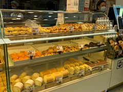 -金色麦甜糕点(面包.蛋糕.华苑店)