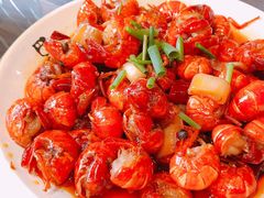-巴厘龙虾·榜首油焖大虾(音乐学院·沿江酒馆店)