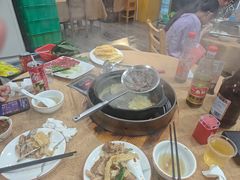 -濠轩阁特色生蚝火锅(水湾路店)