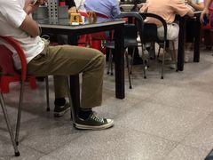 大堂-燊意布拉肠云吞面(中山四路店)