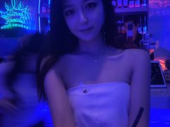 -Darling Queen·Mini·Live·House