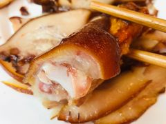 -老鼎万春卤菜(五代传承创始老店)