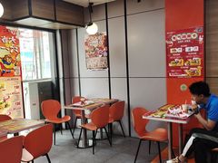 -华莱士·全鸡汉堡(五号路店)