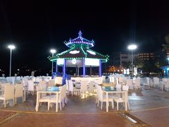 -亚龙湾亚泰商业街