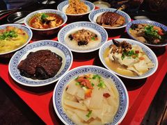 -蓝田九大碗民俗食府(蓝田店)