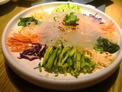 -关东小磨东北菜(上海长风大悦城店)