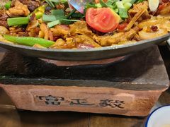 -富正毅三下锅·湘西韵味(天门山索道店)