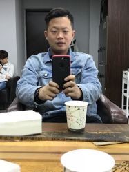 -镁连社·美联社