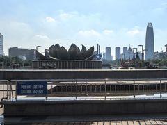 -泉城广场