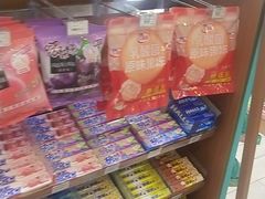 -全家便利店(四平路六店)