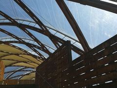 -怀托摩萤火虫洞