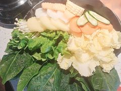 -火凤祥鲜货火锅·清真食品(宁夏总店)